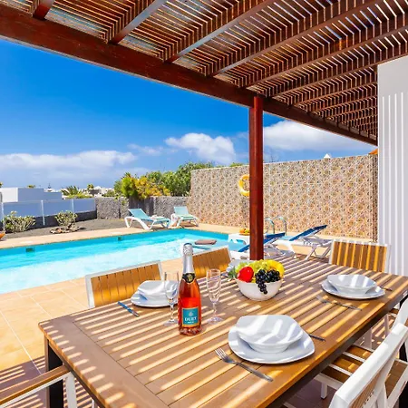 La Isla Вілла Плайя-Бланка