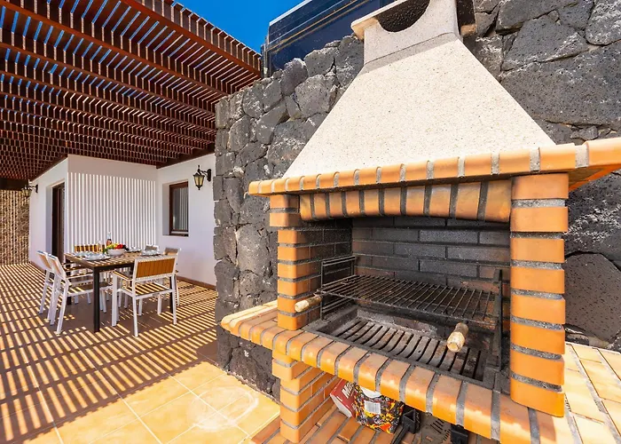 La Isla فيلة بلايا بلانكا